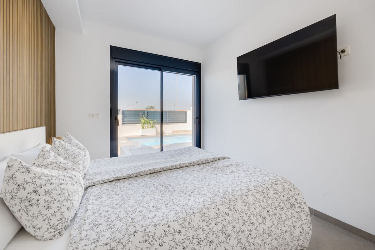 Huis te koop in Los Montesinos | 3 slaapkamers H5292271