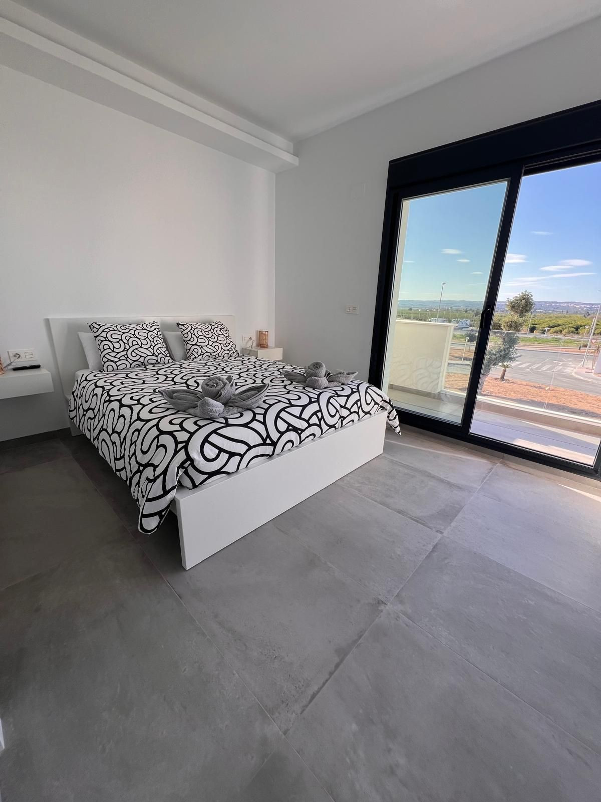 Huis te koop in Los Montesinos | 3 slaapkamers H5292280