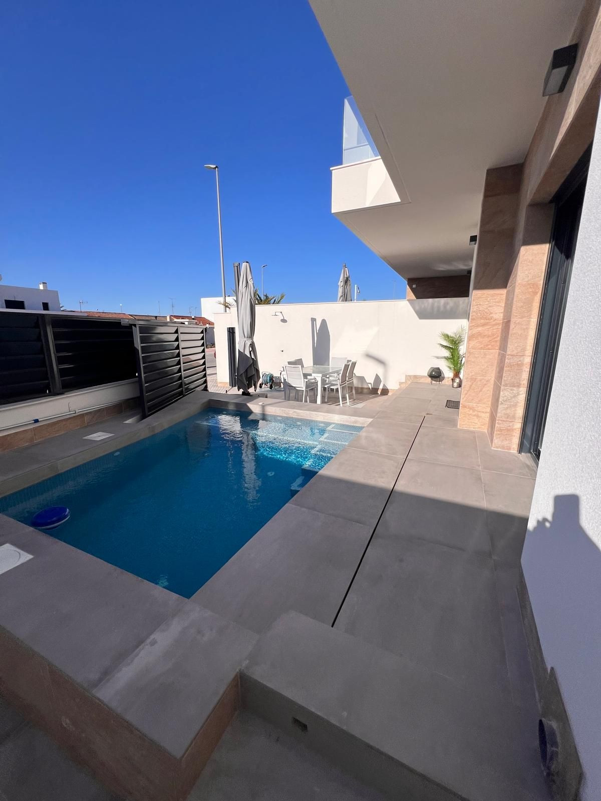 Huis te koop in Los Montesinos | 3 slaapkamers H5292280