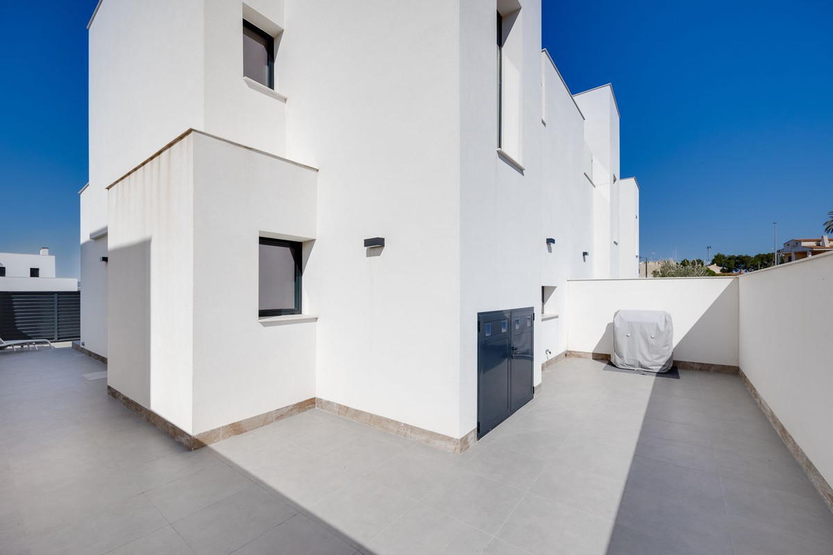 Huis te koop in Los Montesinos | 3 slaapkamers H5292283