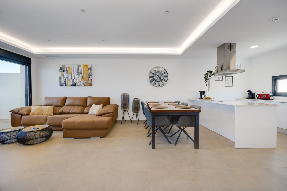 Huis te koop in Los Montesinos | 3 slaapkamers H5292283