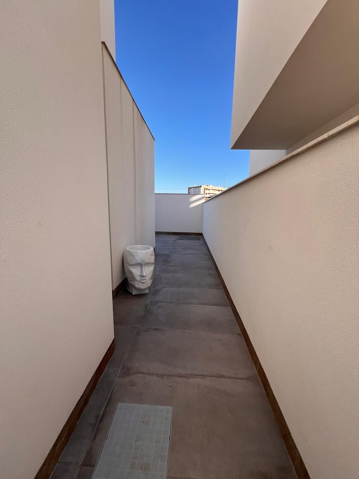 Huis te koop in Los Montesinos | 3 slaapkamers H5292283