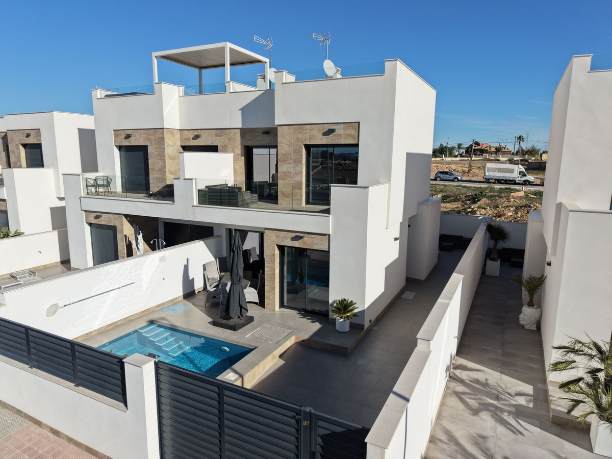 Huis te koop in Los Montesinos | 3 slaapkamers H5292283