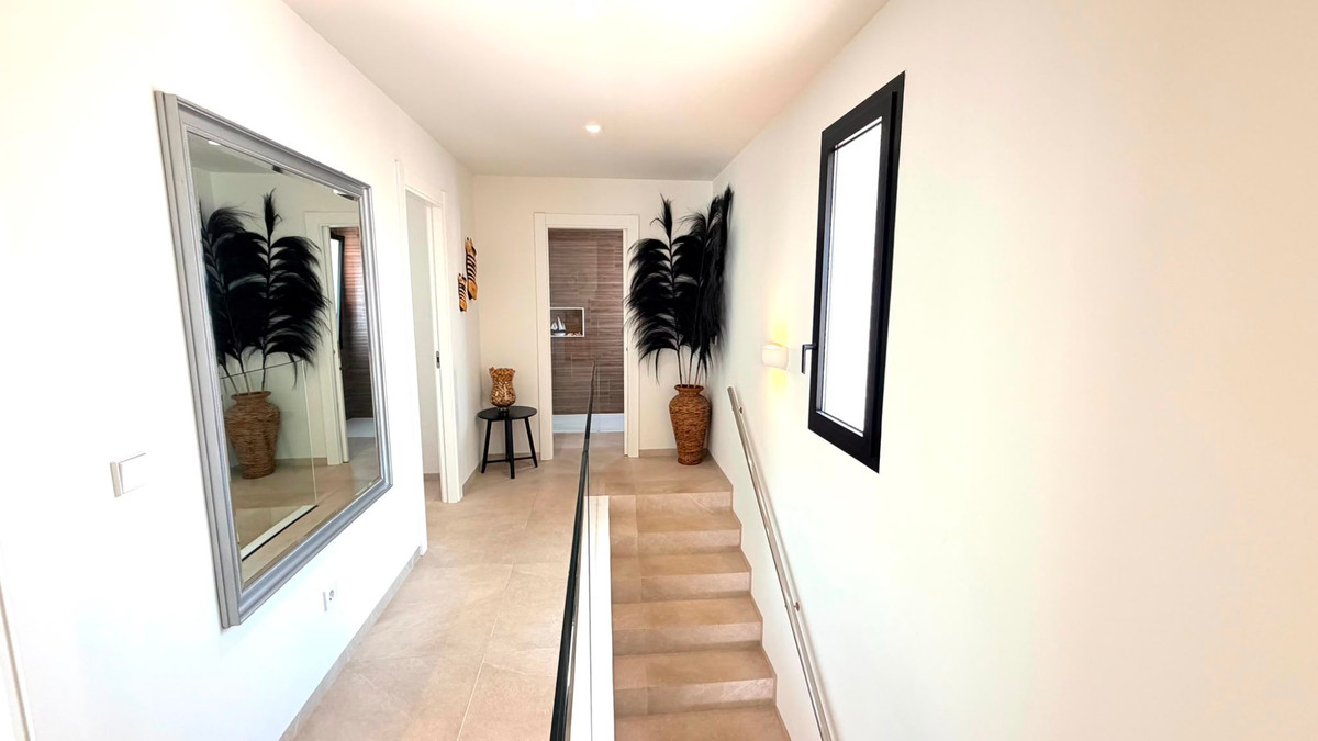 Property main view 33