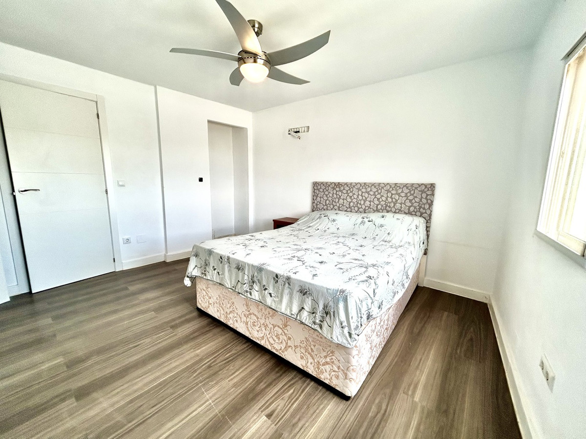 Appartement te koop in Los Montesinos | 8 slaapkamers H5468629
