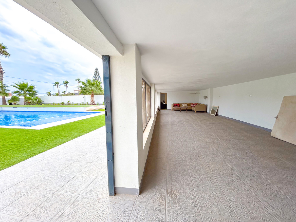 Appartement te koop in Los Montesinos | 8 slaapkamers H5468629
