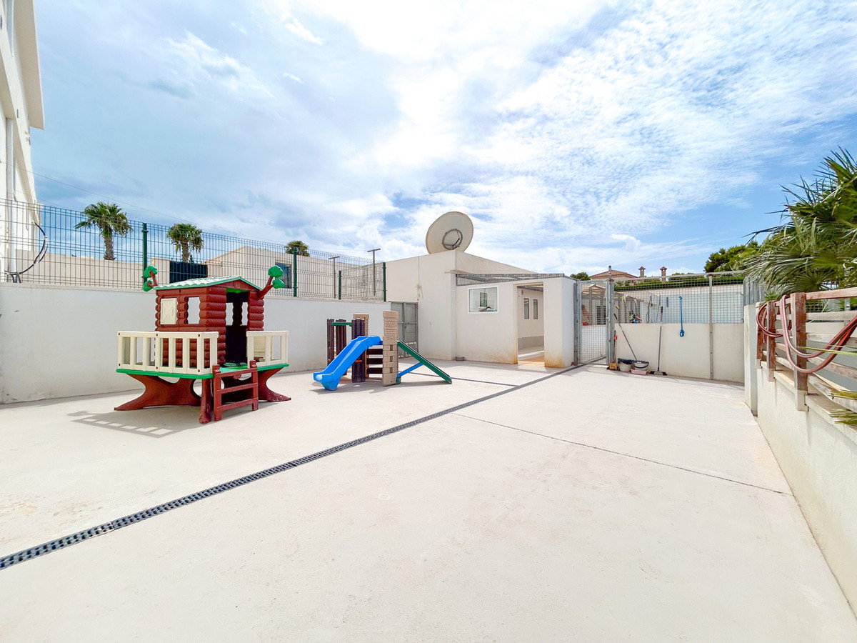 Appartement te koop in Los Montesinos | 8 slaapkamers H5468629