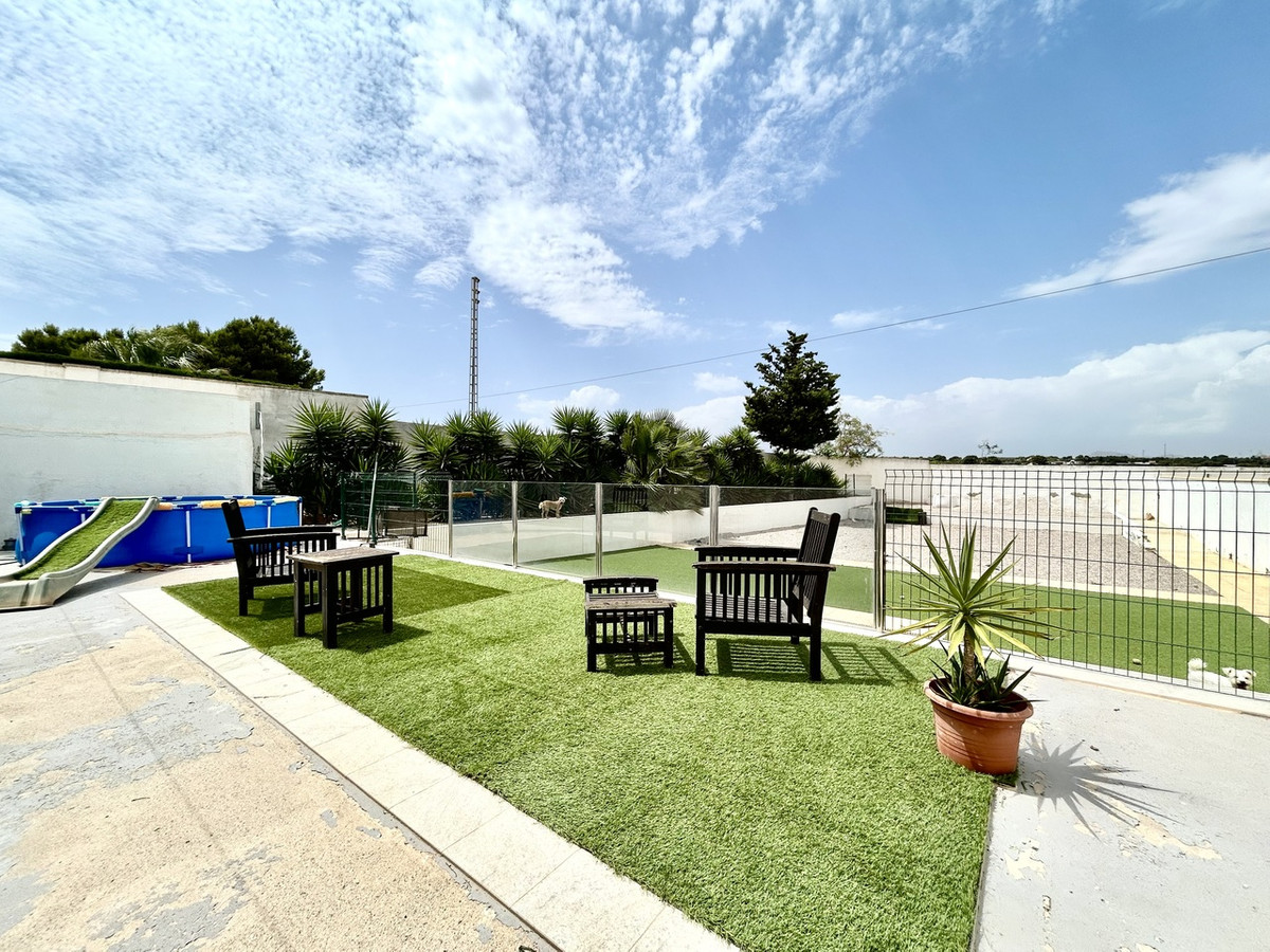 Appartement te koop in Los Montesinos | 8 slaapkamers H5468629