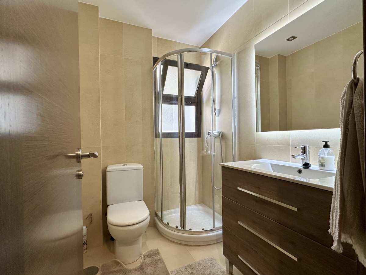 Penthouse Duplex in Los Pacos-12