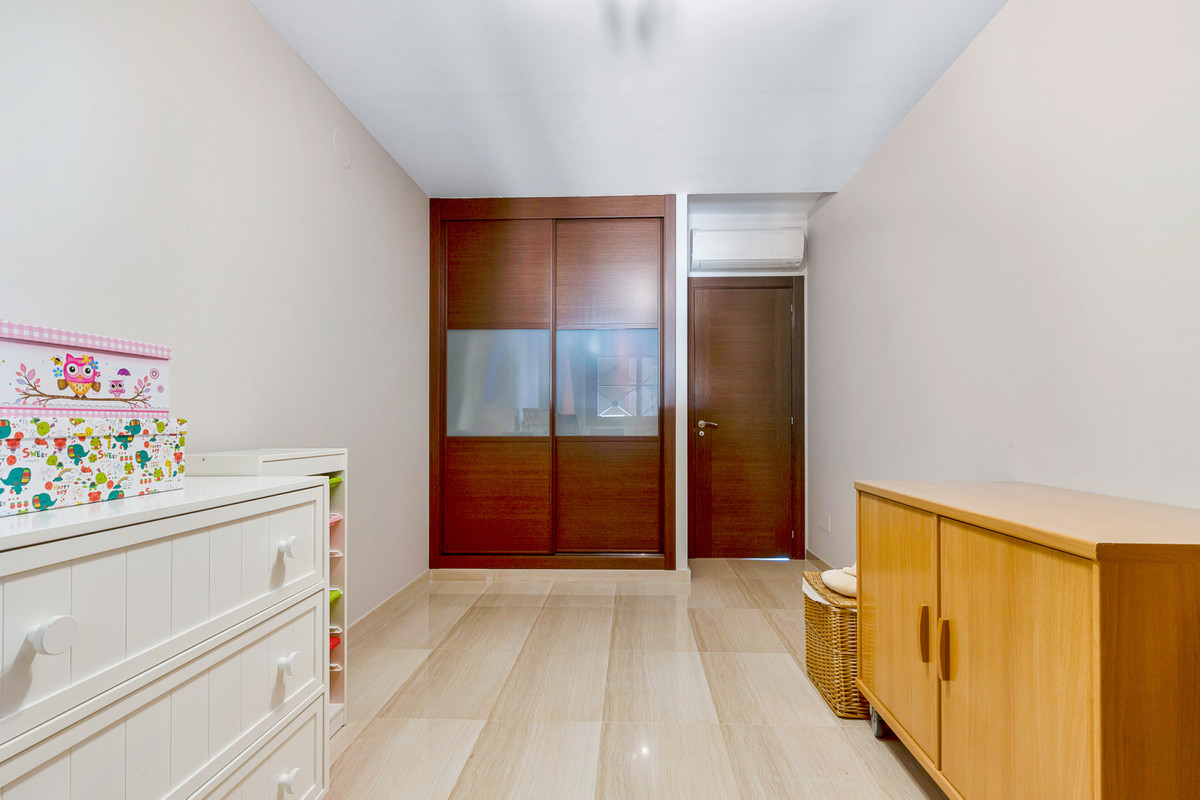 Penthouse Duplex in Los Pacos-13