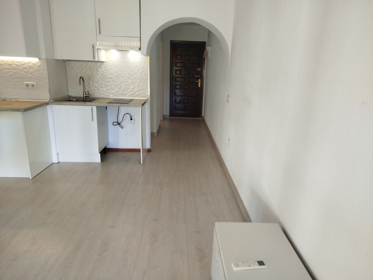 Appartement te koop in Los Pacos | 1 slaapkamers H5236066