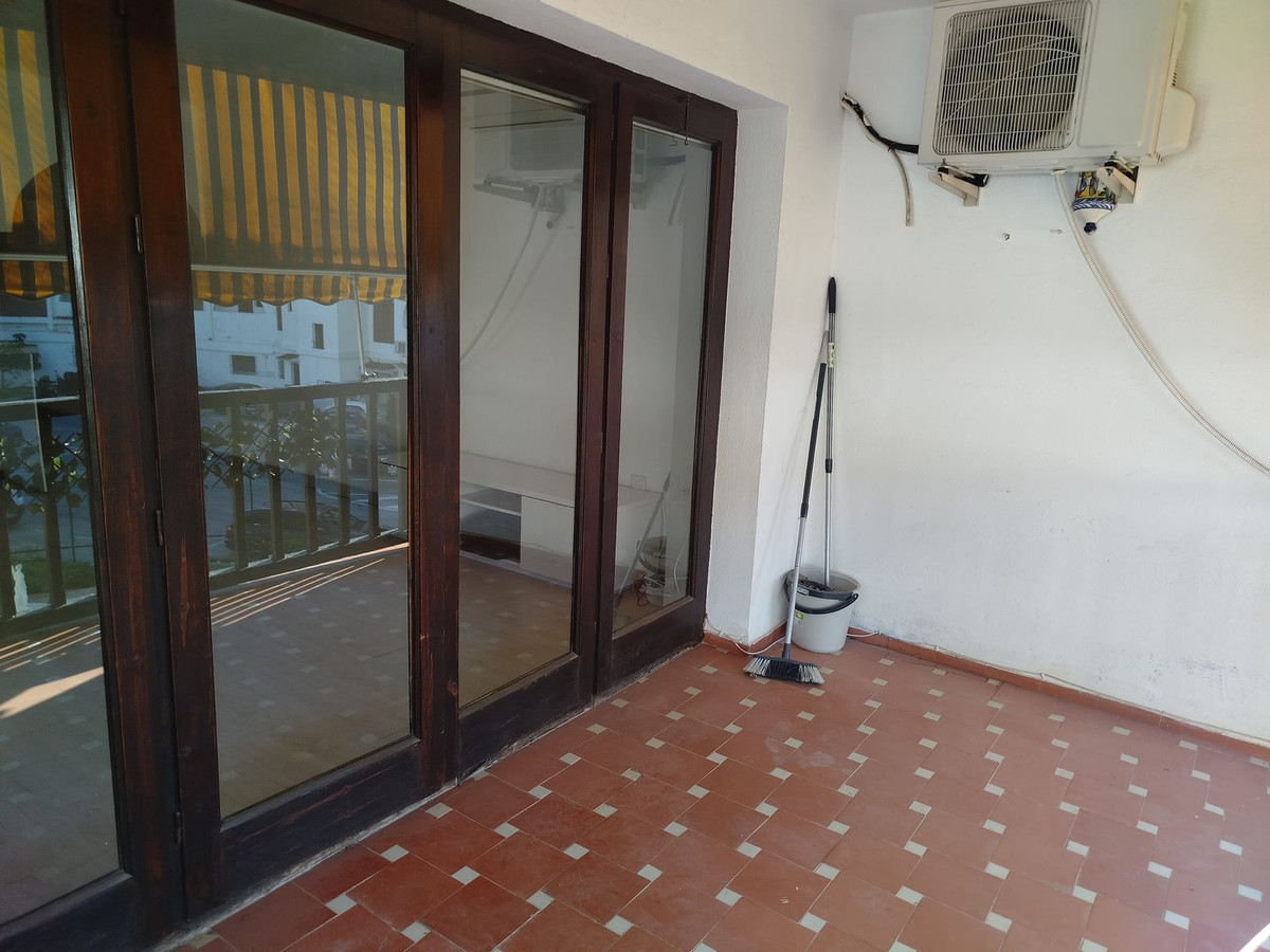 Appartement te koop in Los Pacos | 1 slaapkamers H5236066