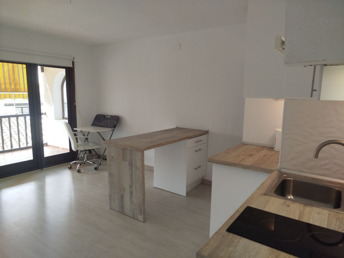 Appartement te koop in Los Pacos | 1 slaapkamers H5236066