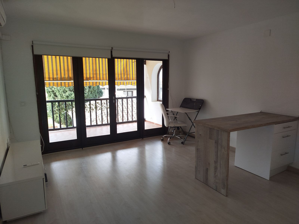 Appartement te koop in Los Pacos | 1 slaapkamers H5236066