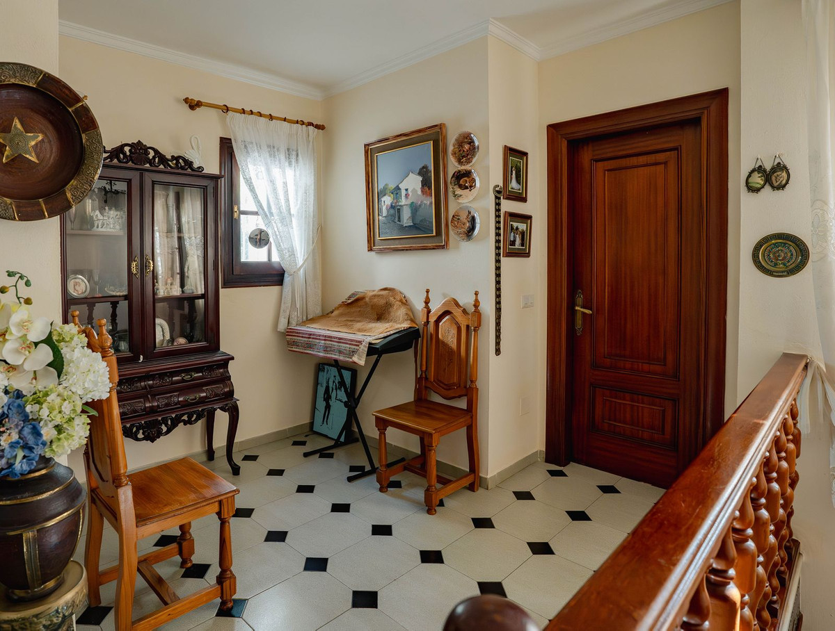 Huis te koop in Los Pacos | 5 slaapkamers H5310052