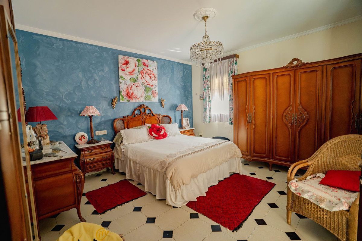 Huis te koop in Los Pacos | 5 slaapkamers H5310052