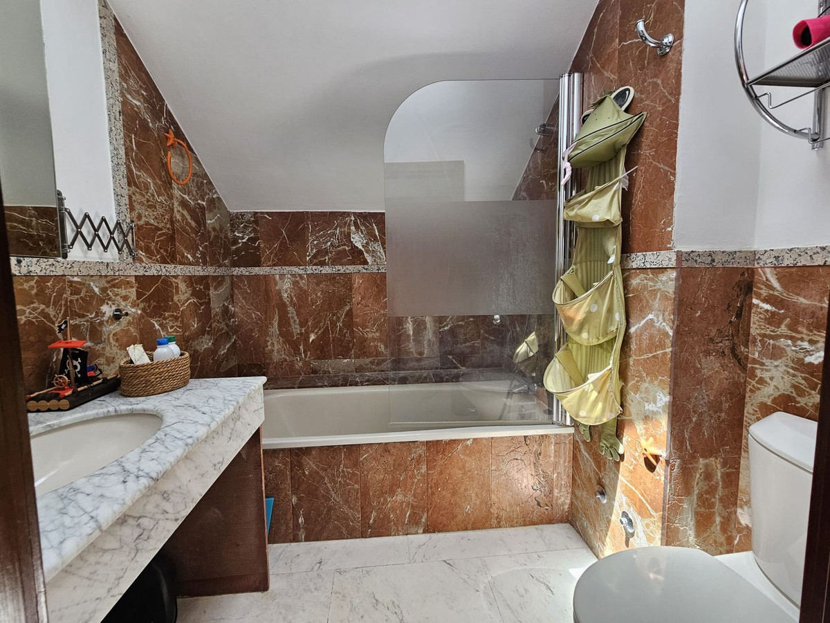 Property main view 60