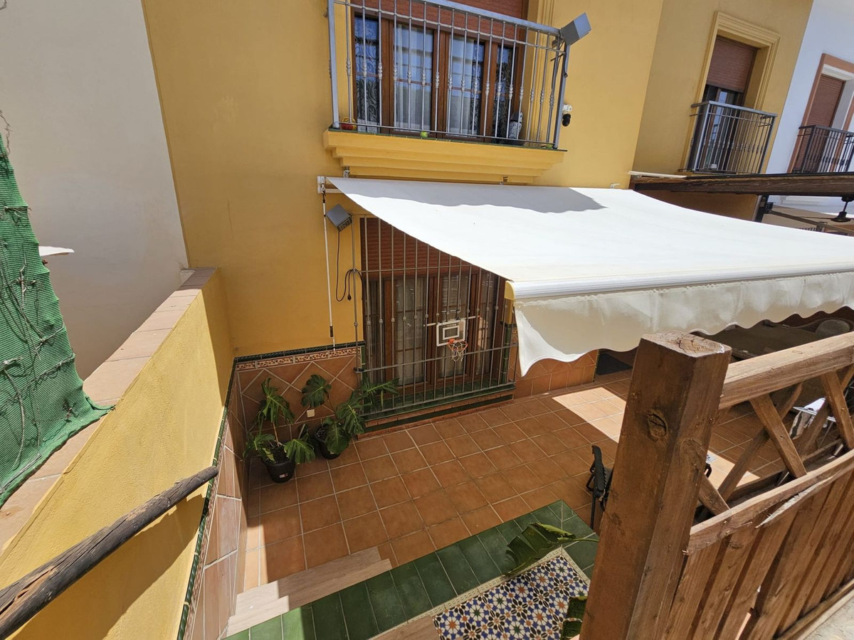 Property main view 90