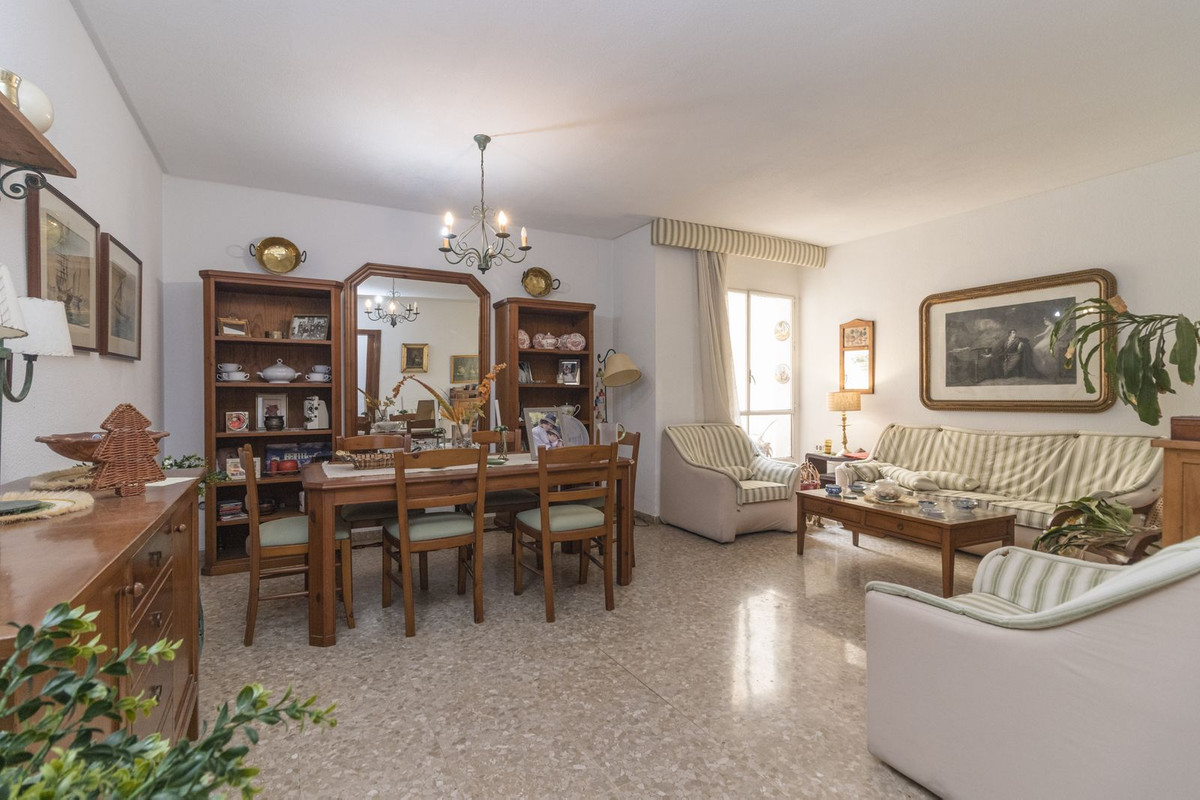 Tussenverdieping Appartement in Malagueta-1