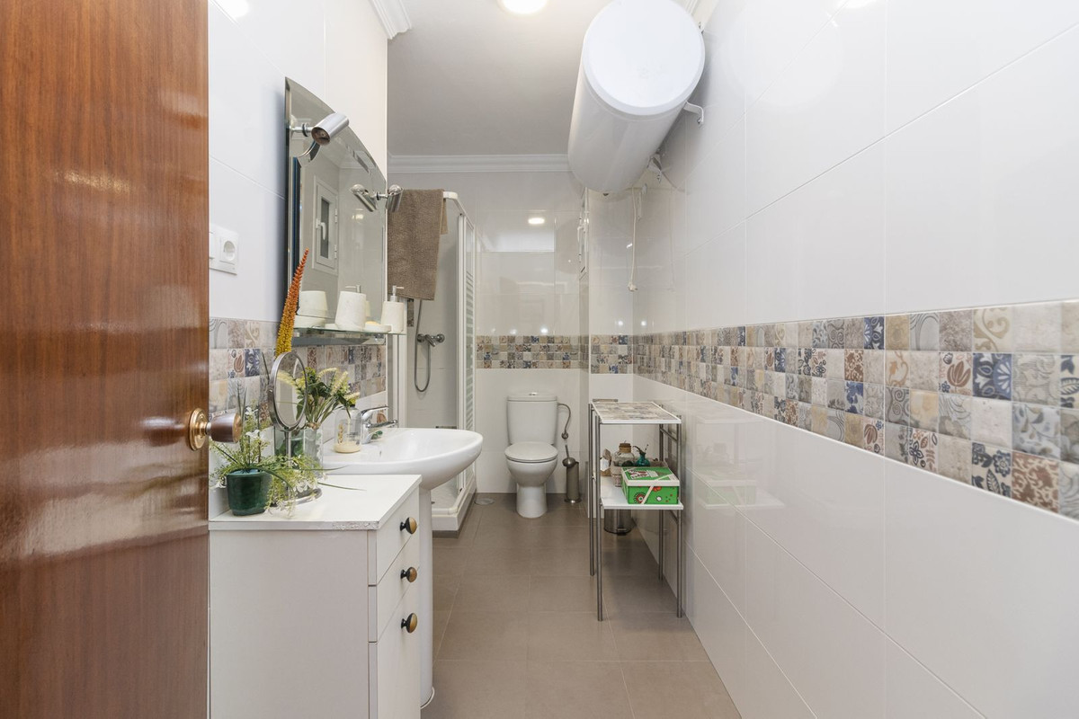Tussenverdieping Appartement in Malagueta-12