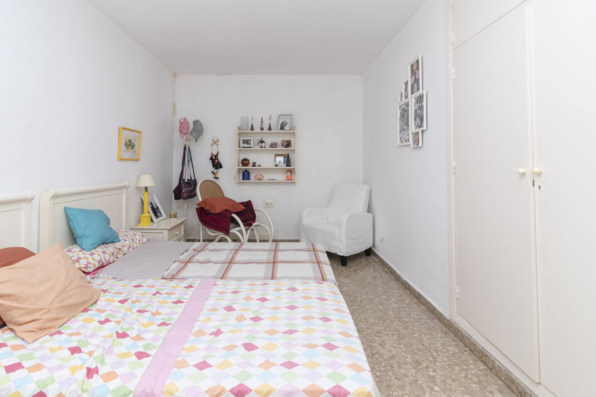 Tussenverdieping Appartement in Malagueta-14