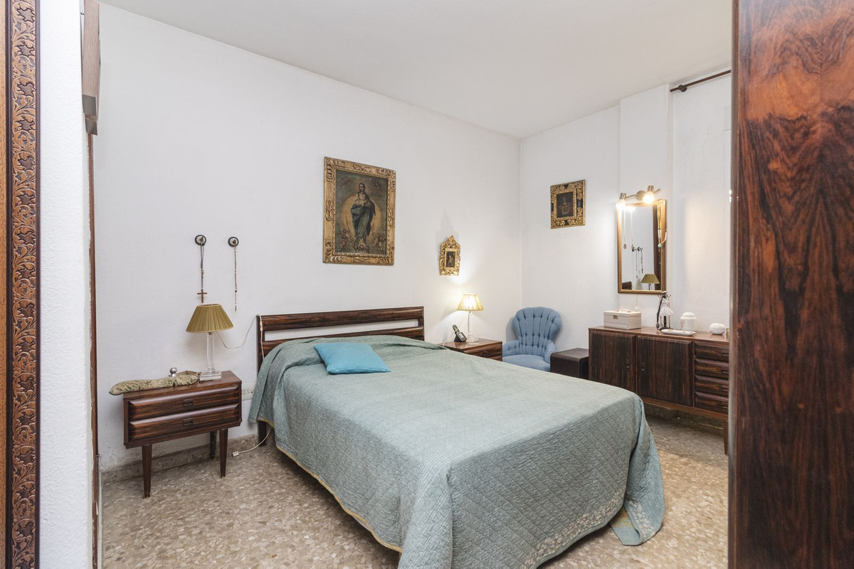 Tussenverdieping Appartement in Malagueta-8