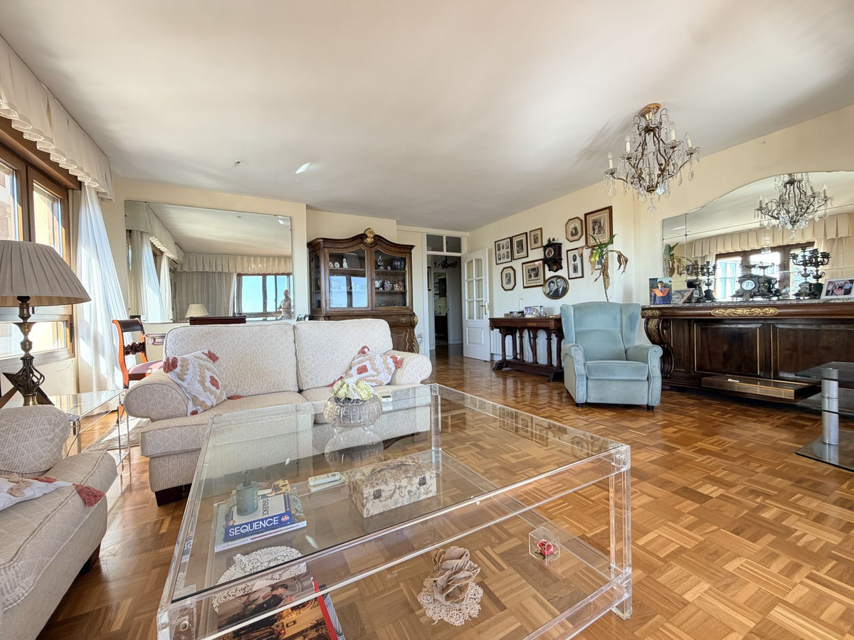 Appartement te koop in Malagueta | 5 slaapkamers H5517502