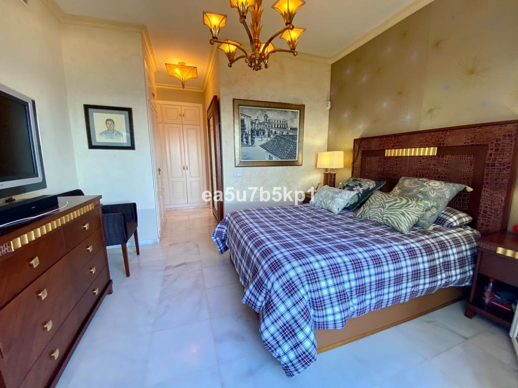 Appartement te koop in Manilva | 3 slaapkamers H4681429