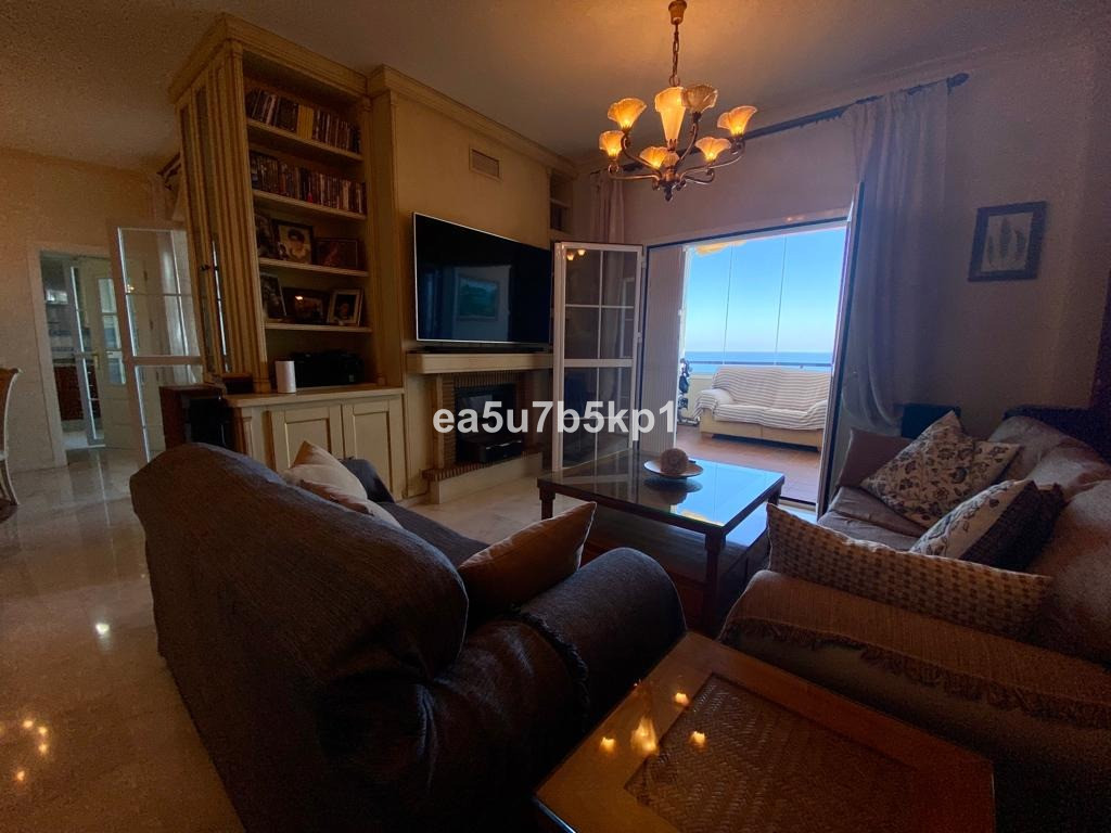 Appartement te koop in Manilva | 3 slaapkamers H4681429