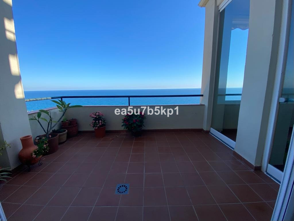 Appartement te koop in Manilva | 3 slaapkamers H4681429