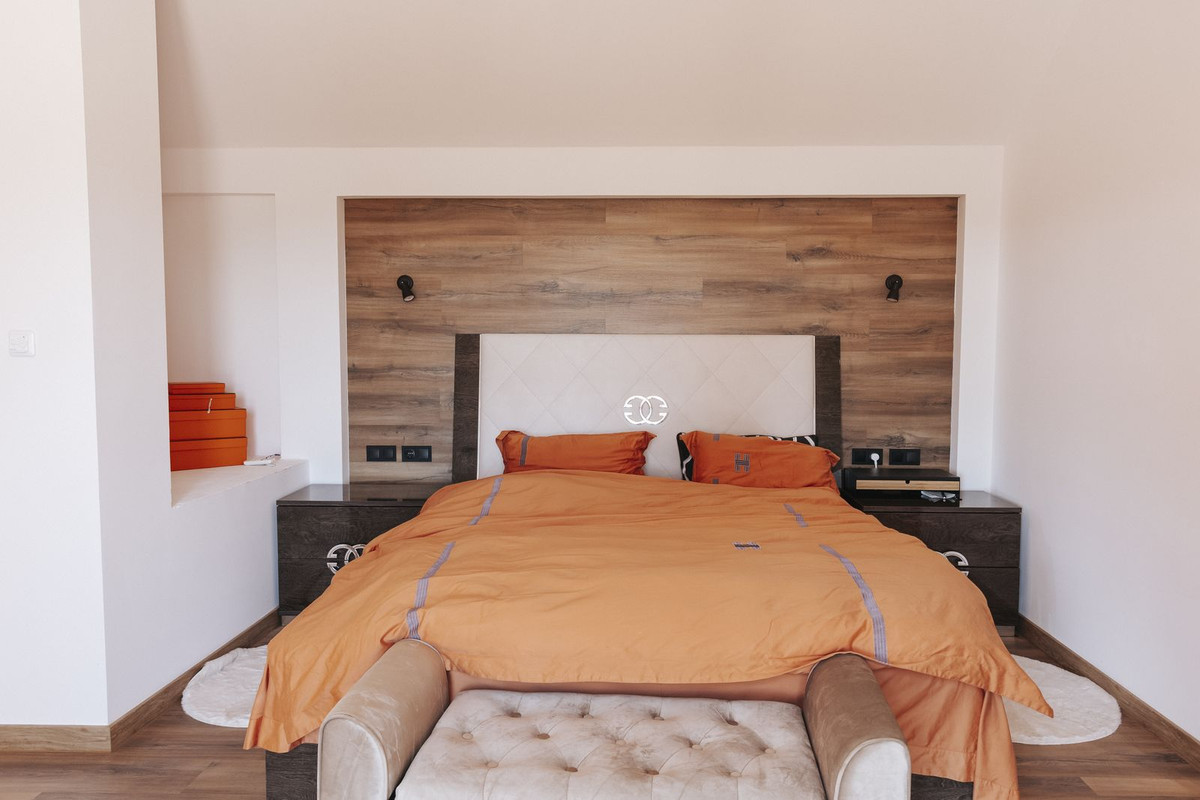 Property main view 33