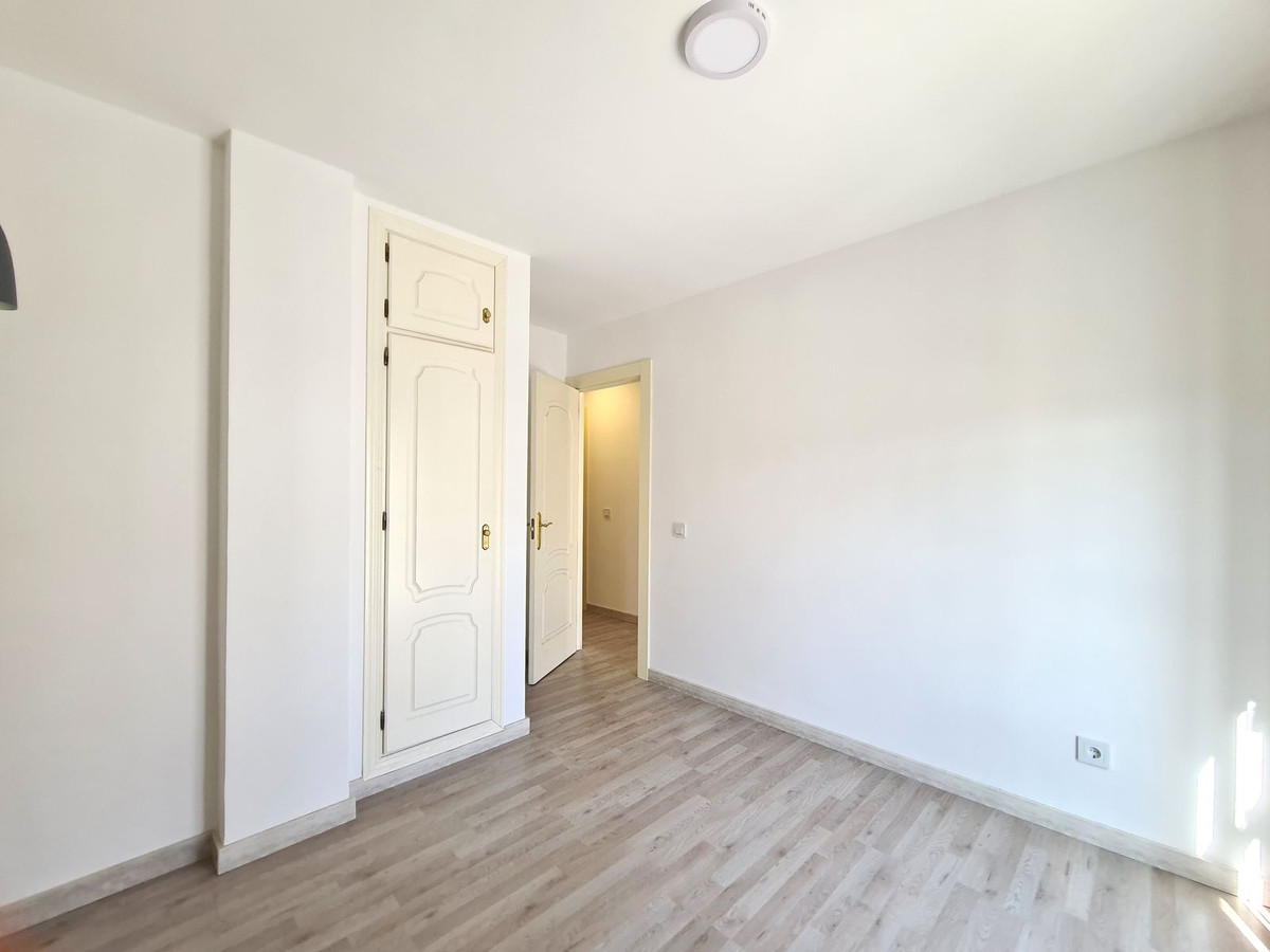 Appartement te koop in Manilva | 3 slaapkamers H5023462