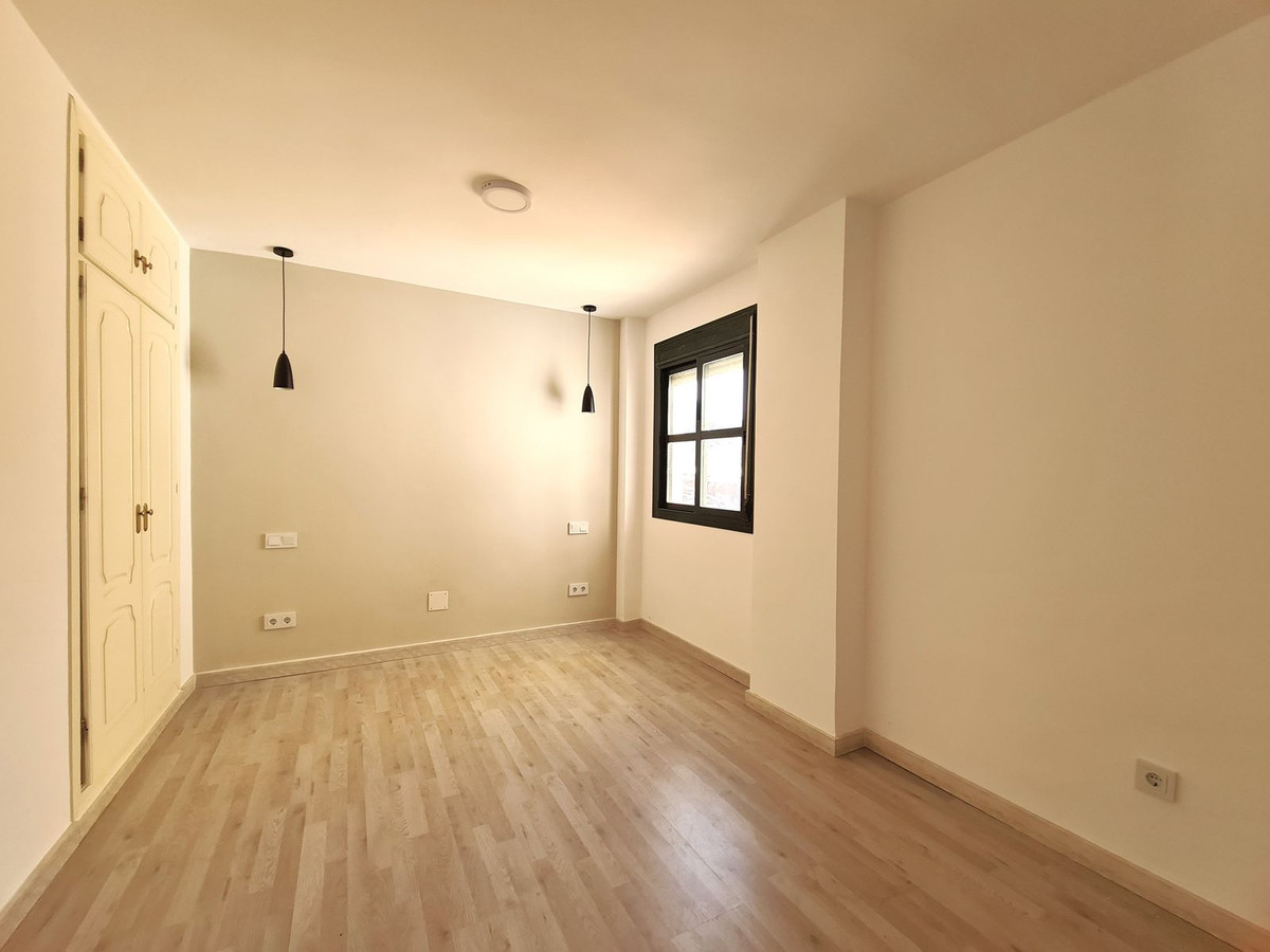 Appartement te koop in Manilva | 3 slaapkamers H5023462