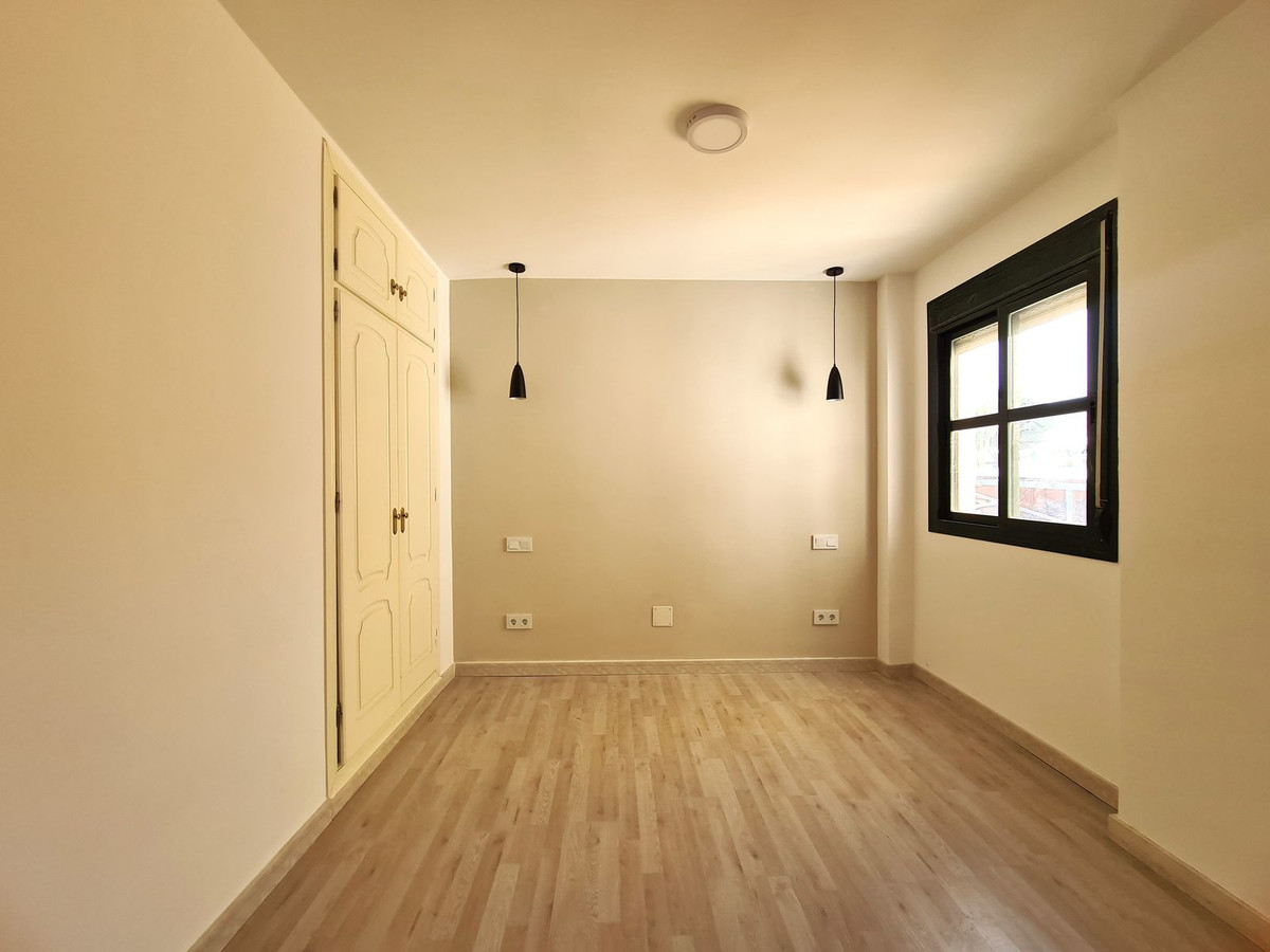 Appartement te koop in Manilva | 3 slaapkamers H5023462