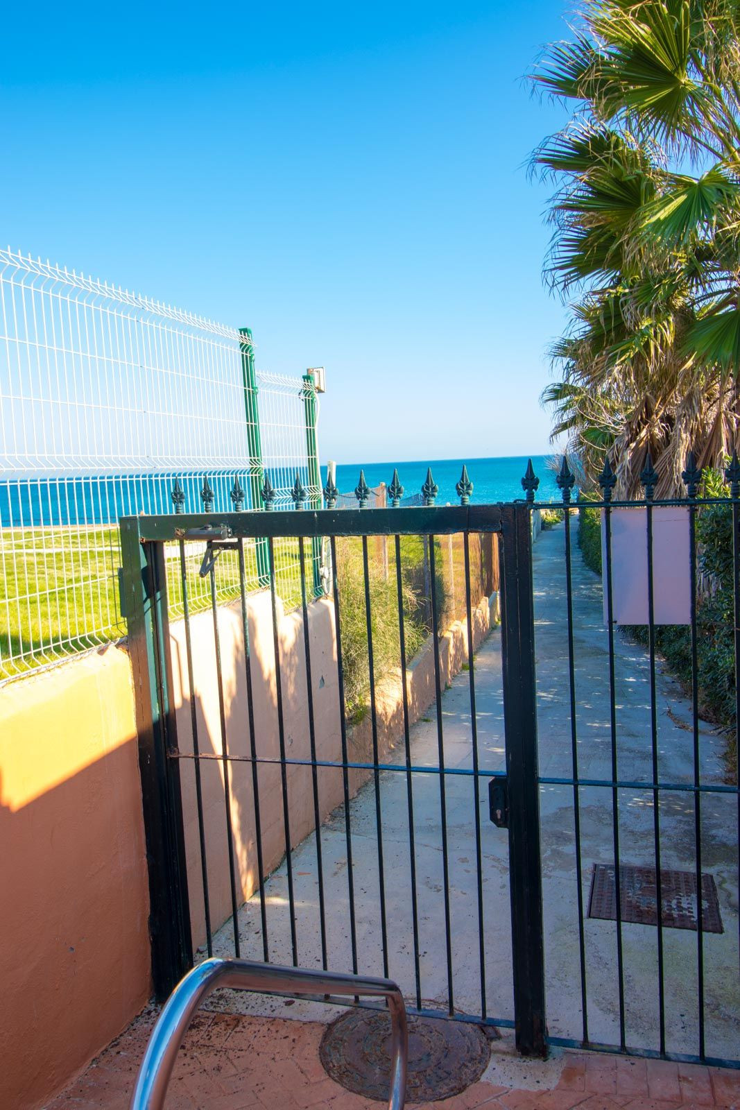 Appartement te koop in Manilva | 3 slaapkamers H5023462