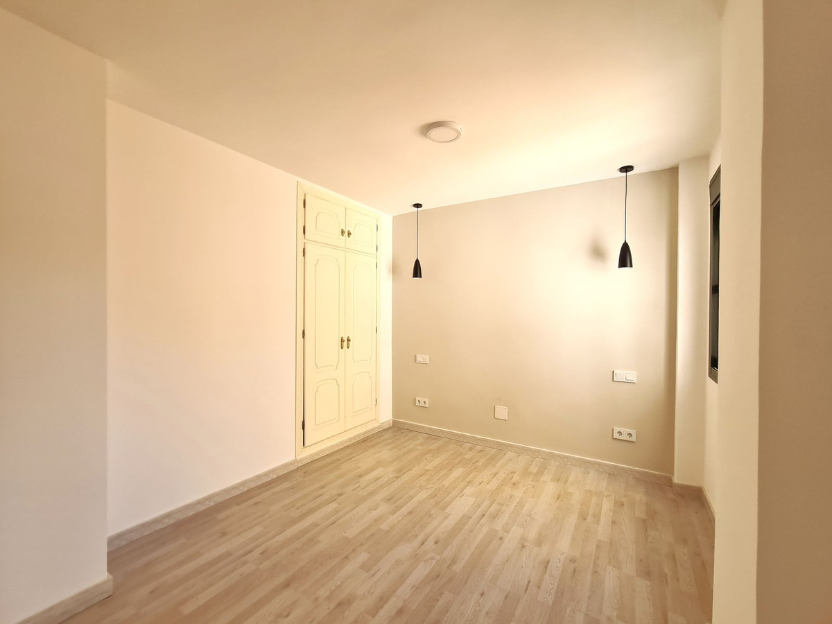 Appartement te koop in Manilva | 3 slaapkamers H5023462