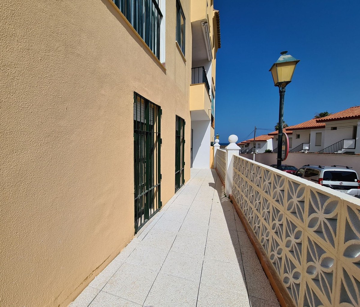 Appartement te koop in Manilva | 3 slaapkamers H5023462