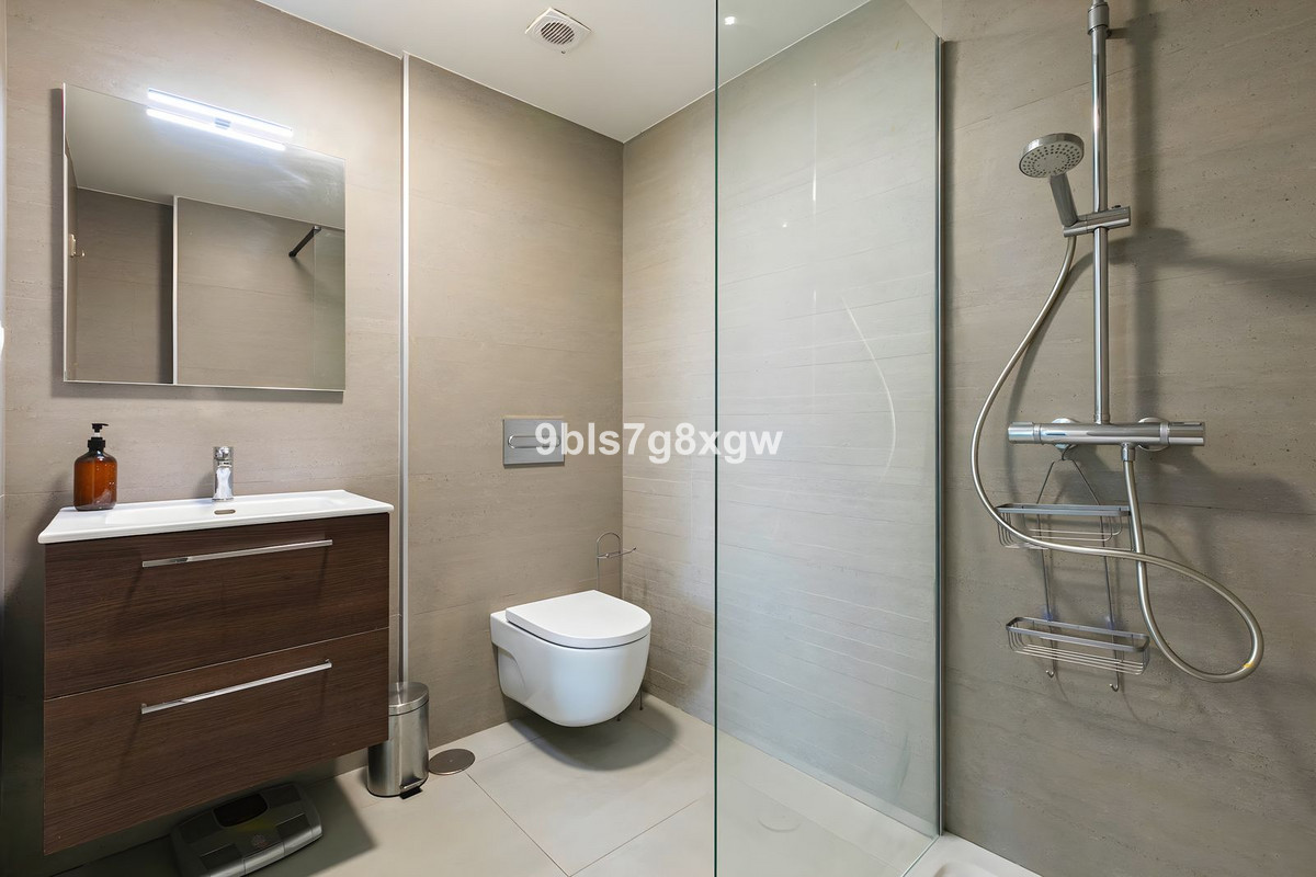 Penthouse in La Duquesa-20