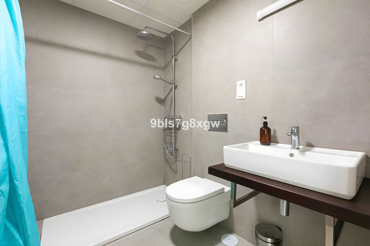 Penthouse in La Duquesa-23