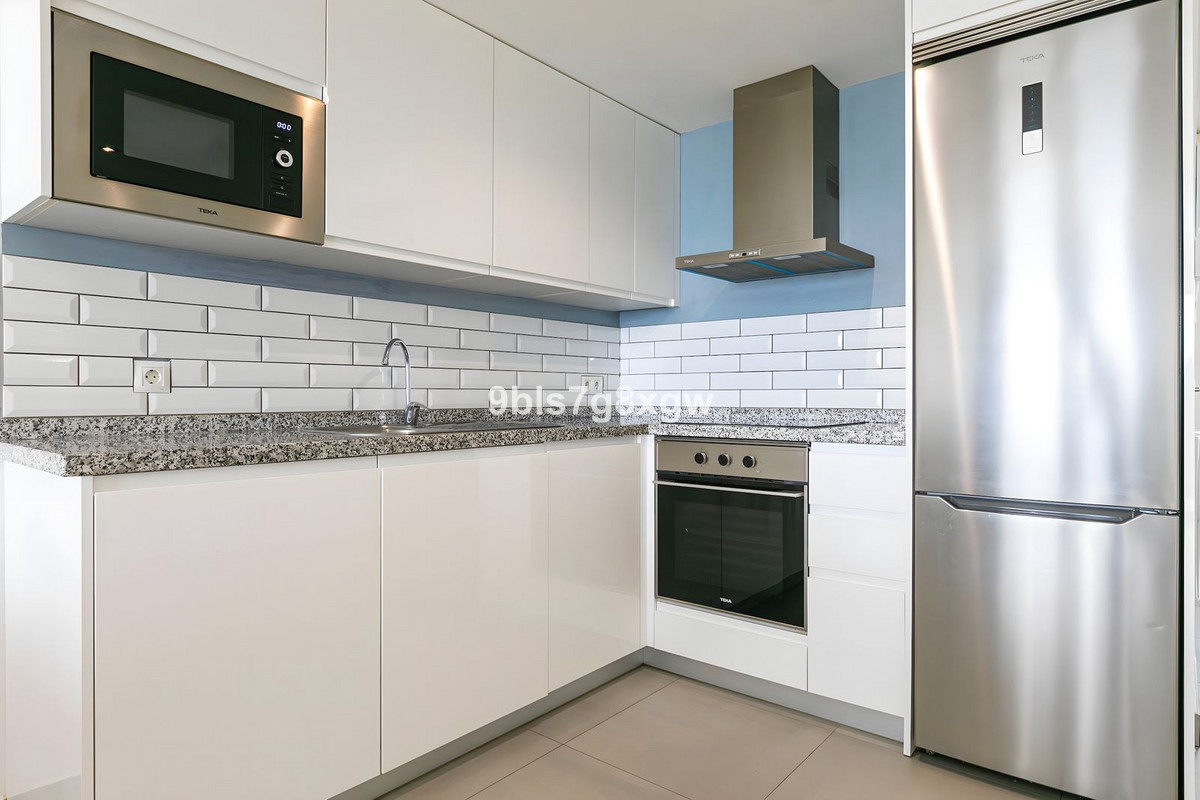 Penthouse in La Duquesa-4