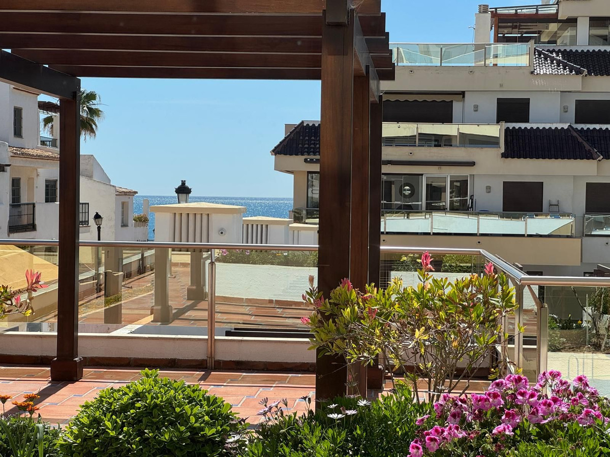Appartement te koop in Manilva | 3 slaapkamers H5057452
