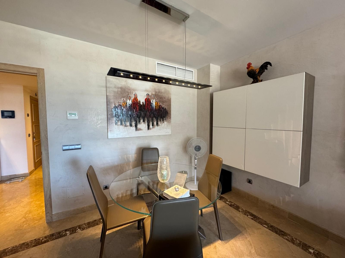 Appartement te koop in Manilva | 3 slaapkamers H5057452