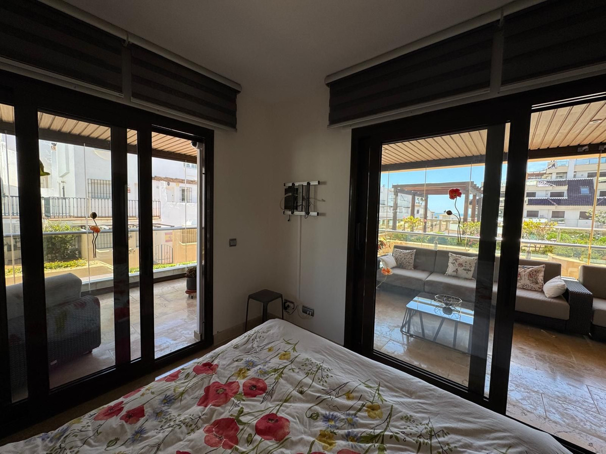 Appartement te koop in Manilva | 3 slaapkamers H5057452