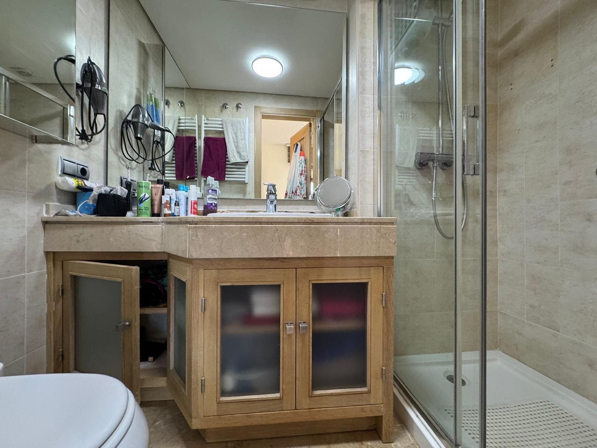 Appartement te koop in Manilva | 3 slaapkamers H5057452