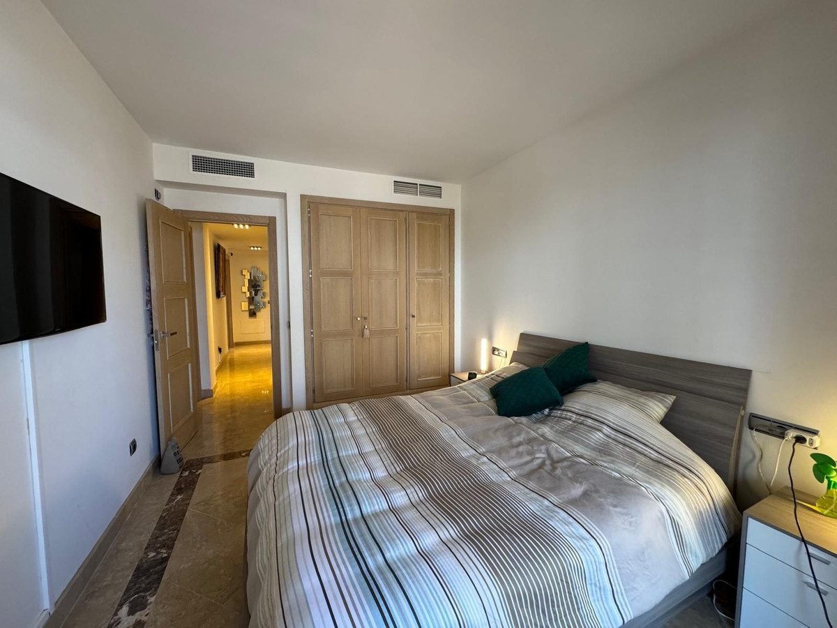 Appartement te koop in Manilva | 3 slaapkamers H5057452