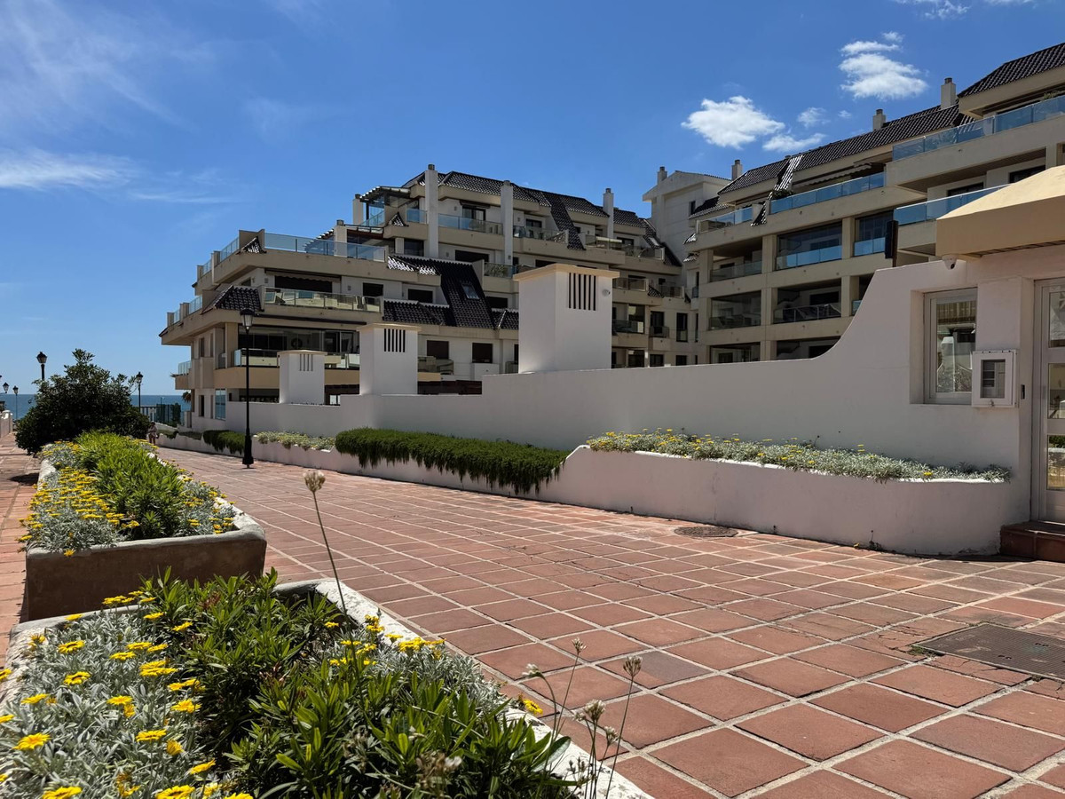 Appartement te koop in Manilva | 3 slaapkamers H5057452