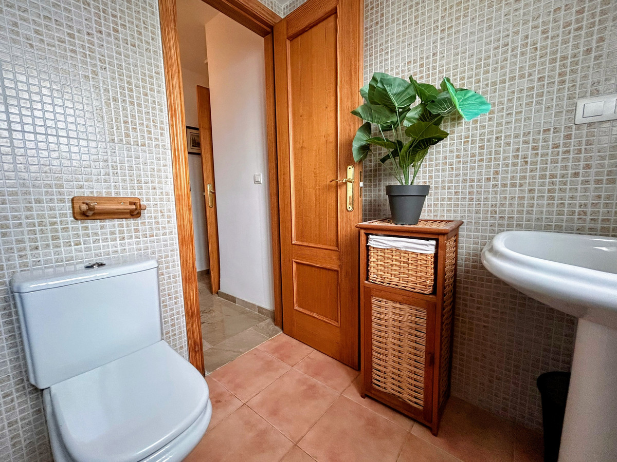 Appartement te koop in Manilva | 2 slaapkamers H5065312