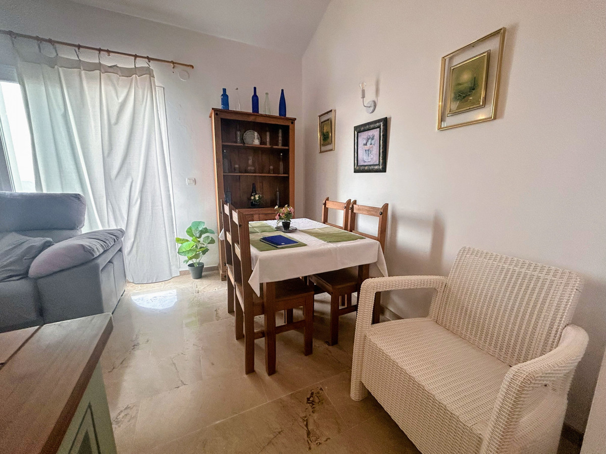 Appartement te koop in Manilva | 2 slaapkamers H5065312