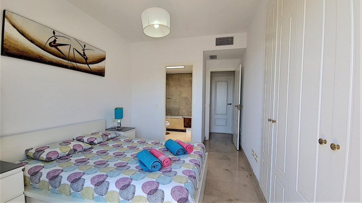 Penthouse te koop in Manilva | 2 slaapkamers H5085610