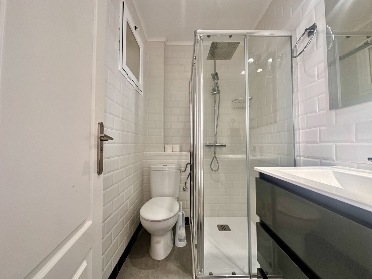 Appartement te koop in Manilva | 2 slaapkamers H5103550